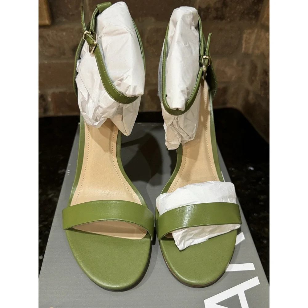 Arezzo Isabelli stiletto ankle strap sandals Size 7.5 Green New Pistachio